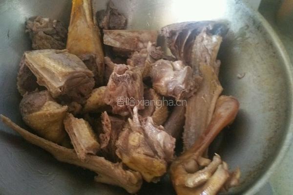大鹅炖土豆的做法图解3