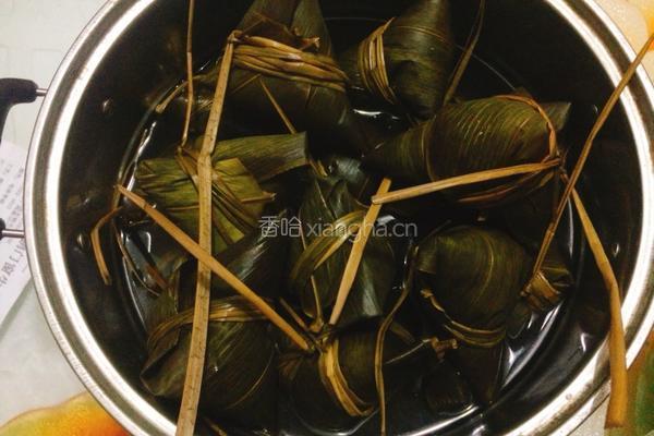 咸肉粽的做法图解17