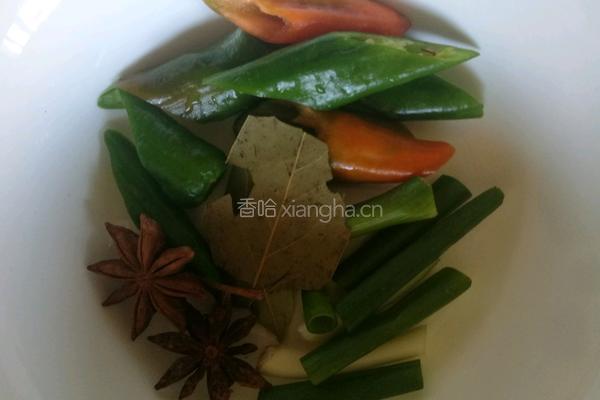 红烧肉炖土豆的做法图解2
