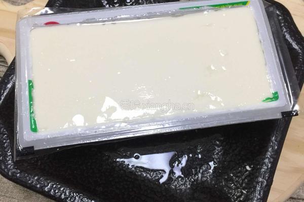 肉松拌豆腐的做法图解3