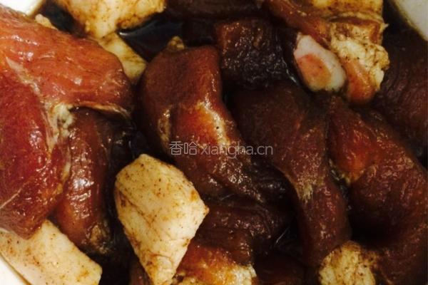 咸蛋肉粽子的做法图解3