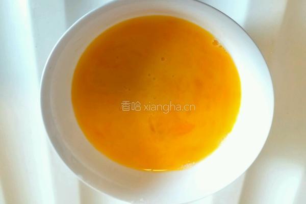 蚕豆炒鸡蛋的做法图解2