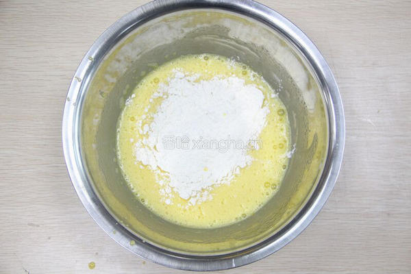 儿时的味道软绵绵的肉松蛋糕的做法图解4