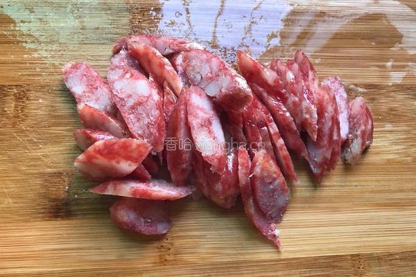香肠炒青瓜的做法图解3