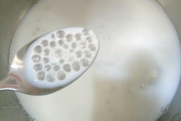 椰奶木瓜西米露的做法图解4
