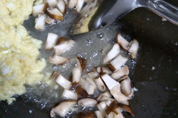 香菇蛋炒饭的做法图解6