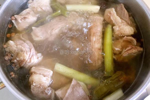 羊脊骨汤的做法图解5