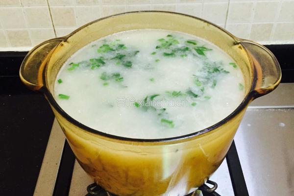 芹菜粉葛咸骨粥的做法图解8
