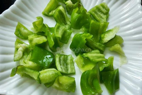 青椒洋葱炒肥肠的做法图解9