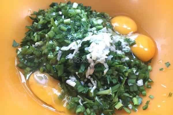 韭菜鸡蛋煎饼（电饼档模式）的做法图解3