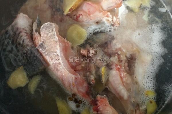 鱼头豆腐的做法图解3