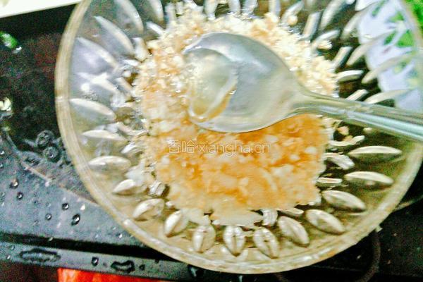蒜蓉粉丝蒸娃娃菜的做法图解3