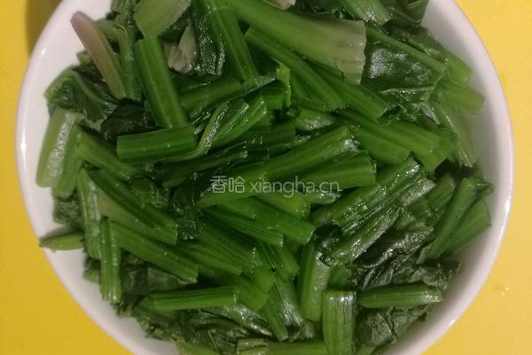 颗粒花生酱拌菠菜的做法图解2