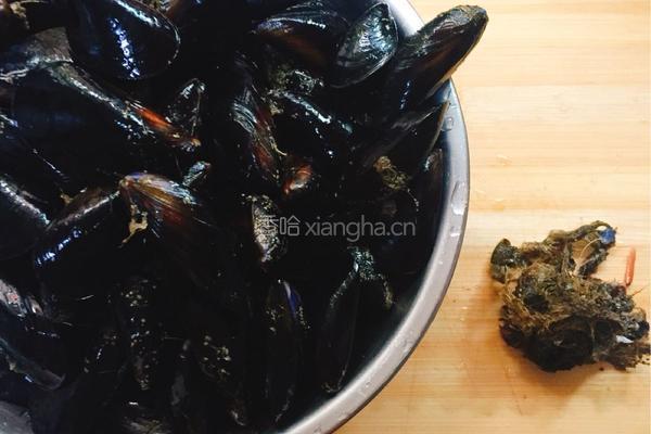 水煮淡菜的做法图解1