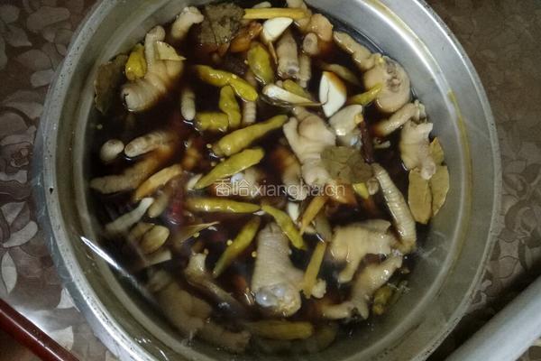 泡椒鸡爪的做法图解7