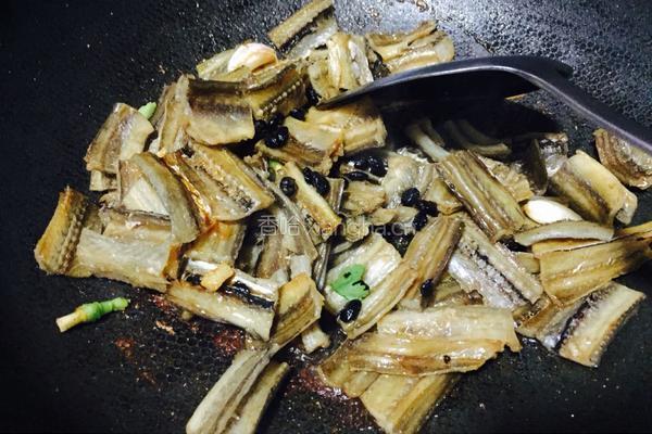 风味海膳鱼干的做法图解7