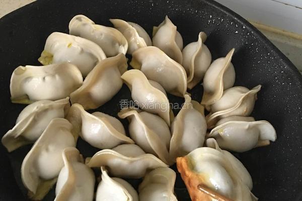煎饺的做法图解7