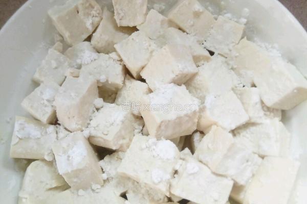 糖醋豆腐的做法图解2