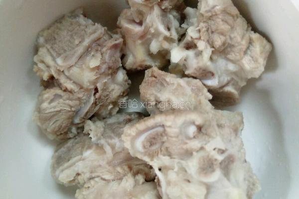 毛瓜骨头汤的做法图解3