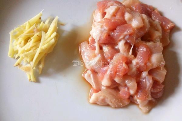 草菇炒肉的做法图解3