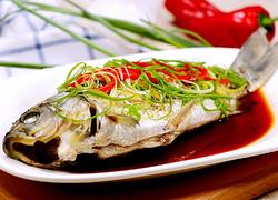 清蒸鲫鱼灌肉