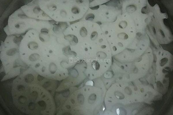 凉拌藕片的做法图解4