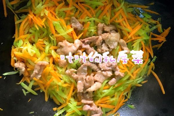 双蔬炒肉的做法图解7