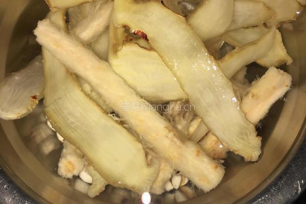 沙参玉竹鸭汤的做法图解1