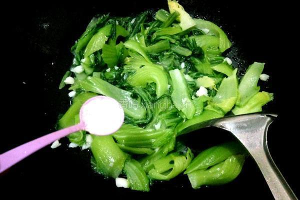 蒜蓉芥菜的做法图解6