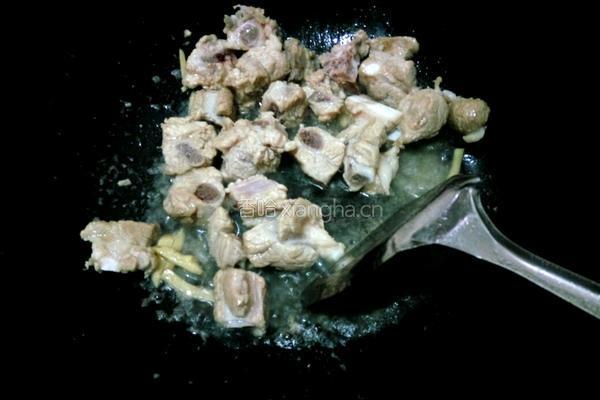 排骨炖油豆角的做法图解6
