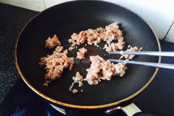 饺子皮做的千层面的做法图解4
