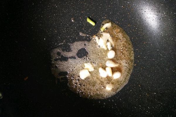 排骨酱炒牛肉的做法图解6