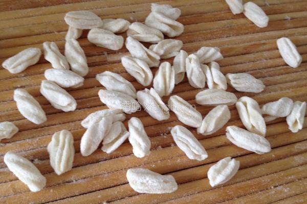 烩麻食的做法图解12