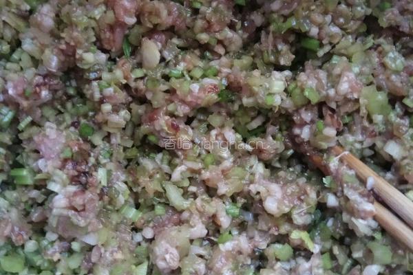 芹菜猪肉饺的做法图解4