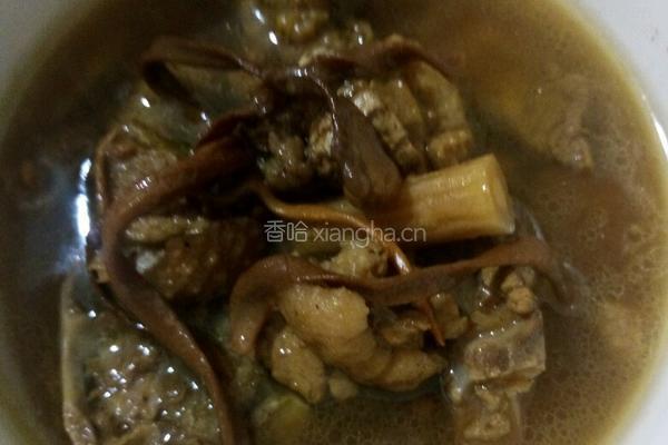 长参炖鸭肉
