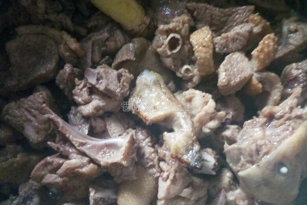 长参炖鸭肉的做法图解7