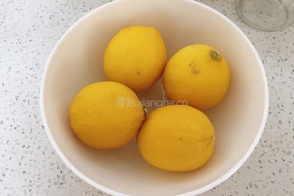 蜂蜜柠檬茶的做法图解1