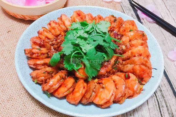 啤酒香辣虾的做法图解1