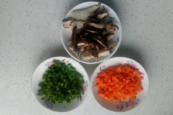 香菇瘦肉粥的做法图解3