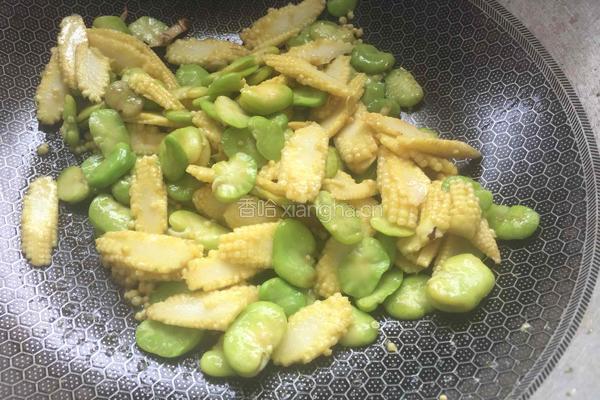 素炒玉米笋蚕豆的做法图解7