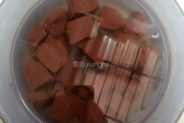 珍珠花菜猪血汤的做法图解1