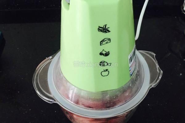 罗汉果海底椰瘦肉汤的做法图解4