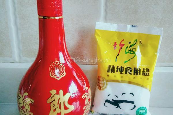 油酥花生米的做法图解2
