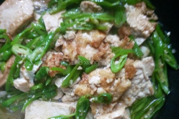 青椒煎豆腐的做法图解5