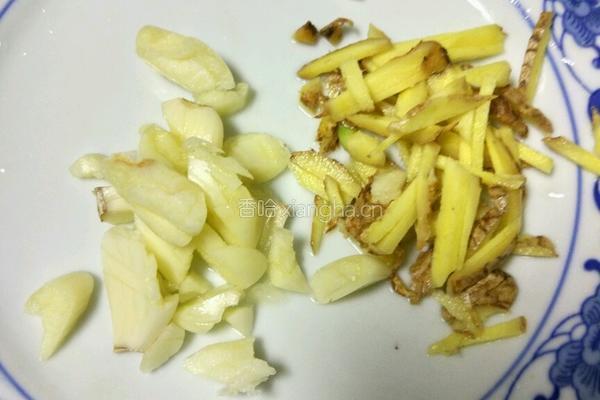 爆煸四季豆的做法图解1