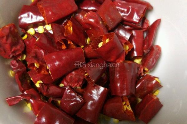 爆煸四季豆的做法图解2