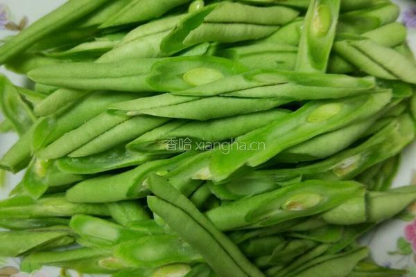 爆煸四季豆的做法图解5
