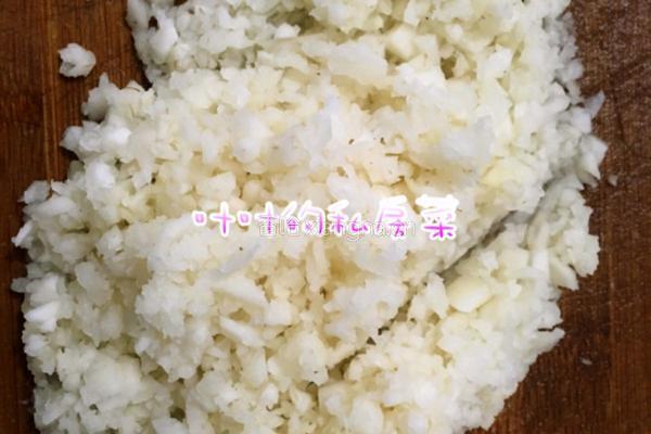 客家煎焖酿油豆腐的做法图解1