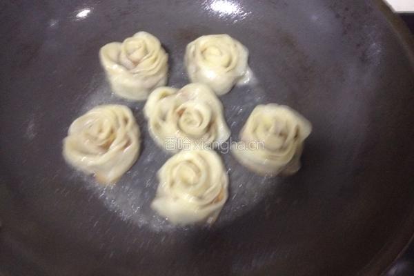 玫瑰花煎饺的做法图解16