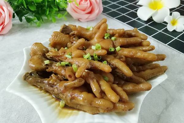 秘制红烧鸡爪的做法图解1